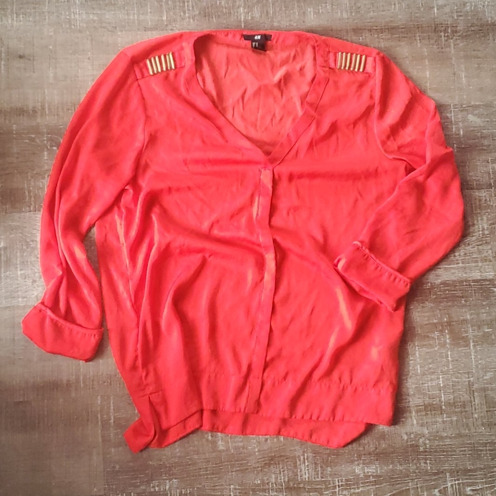 H&M dressy top